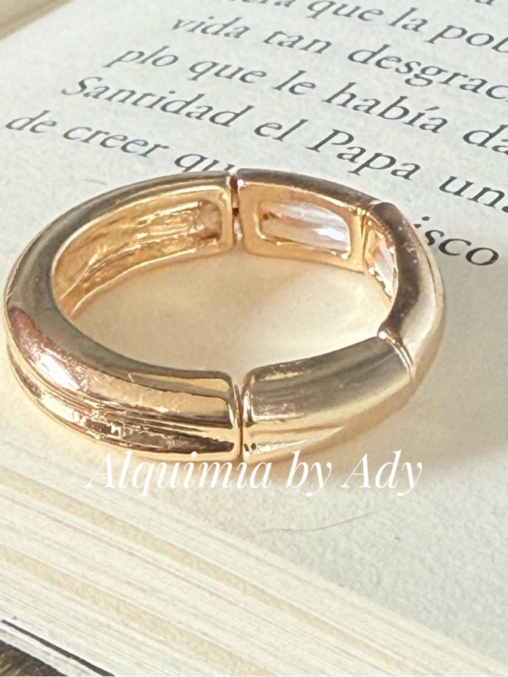 Alquimia Two-Tone Layered Stretch Ring - Gold & Silver - Picture 3 of 3